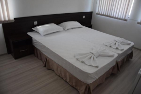 Rooms Lina, Kirkovo